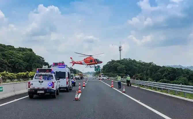 泌阳高速公路汽车救援案例